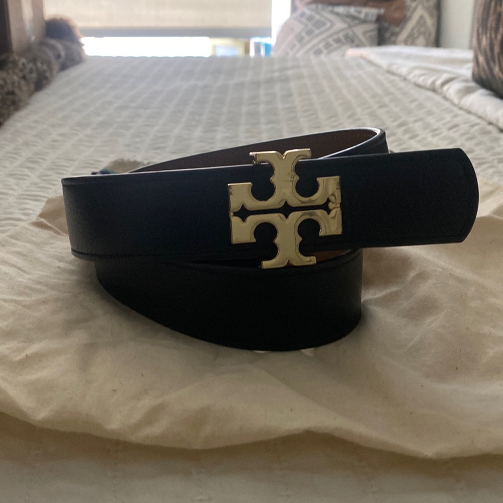 Reversible Tory Burch Logo Belt